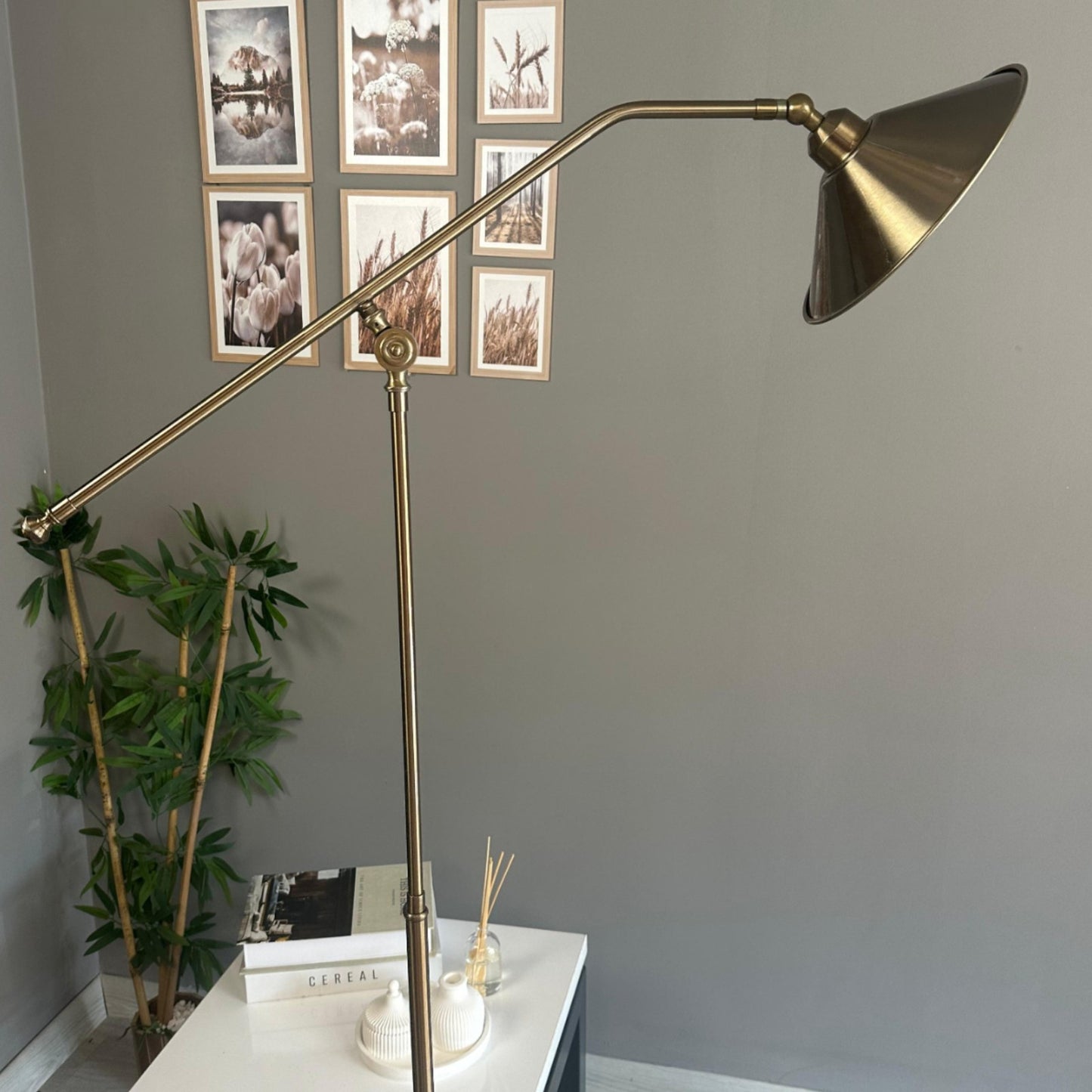 Stehlampe Farel Bewegender Ufo Kopf Moderne Dekorative Metall Stehlampe