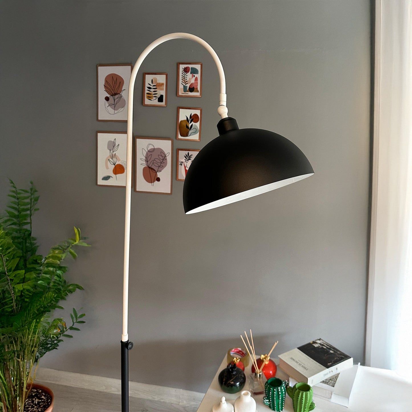 Stehlampe Moderne Stehlampe aus Metall mit E27, verstellbarer Lampenschirm