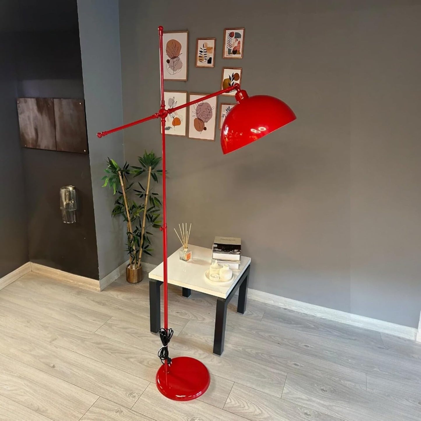 Gorkiede Moderne Stehleuchte