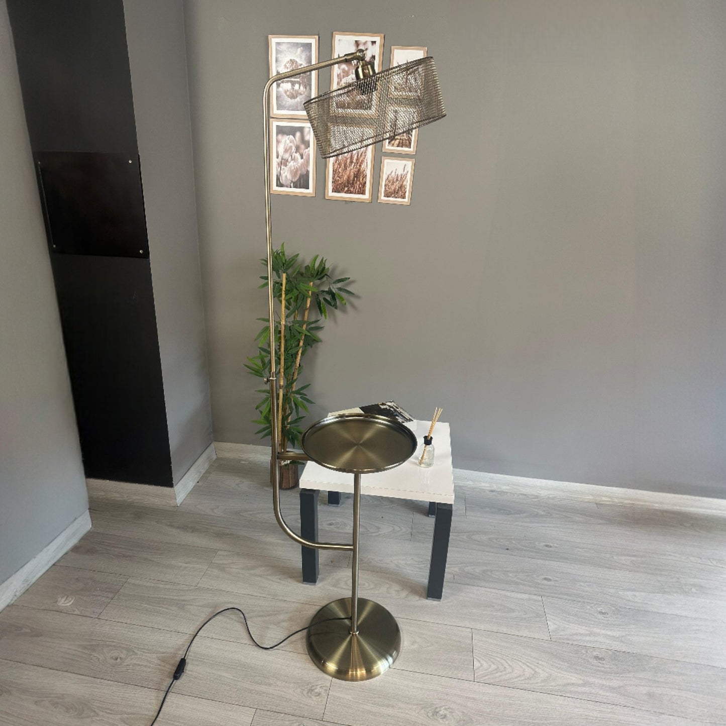 Stehlampe EFerix Schatten Ufo Kopf Moderne Dekorative Metall Stehlampe
