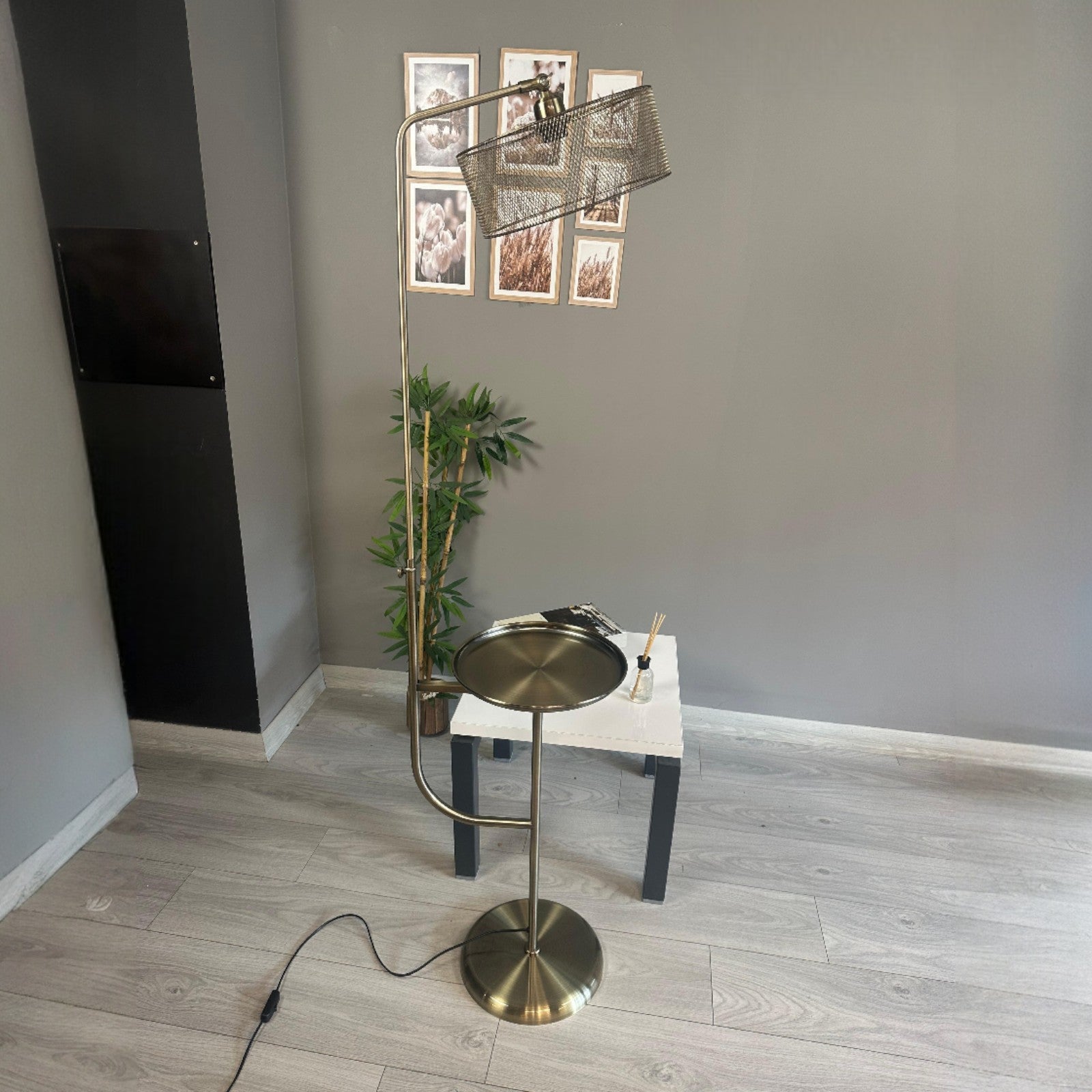 Stehlampe EFerix Schatten Ufo Kopf Moderne Dekorative Metall Stehlampe