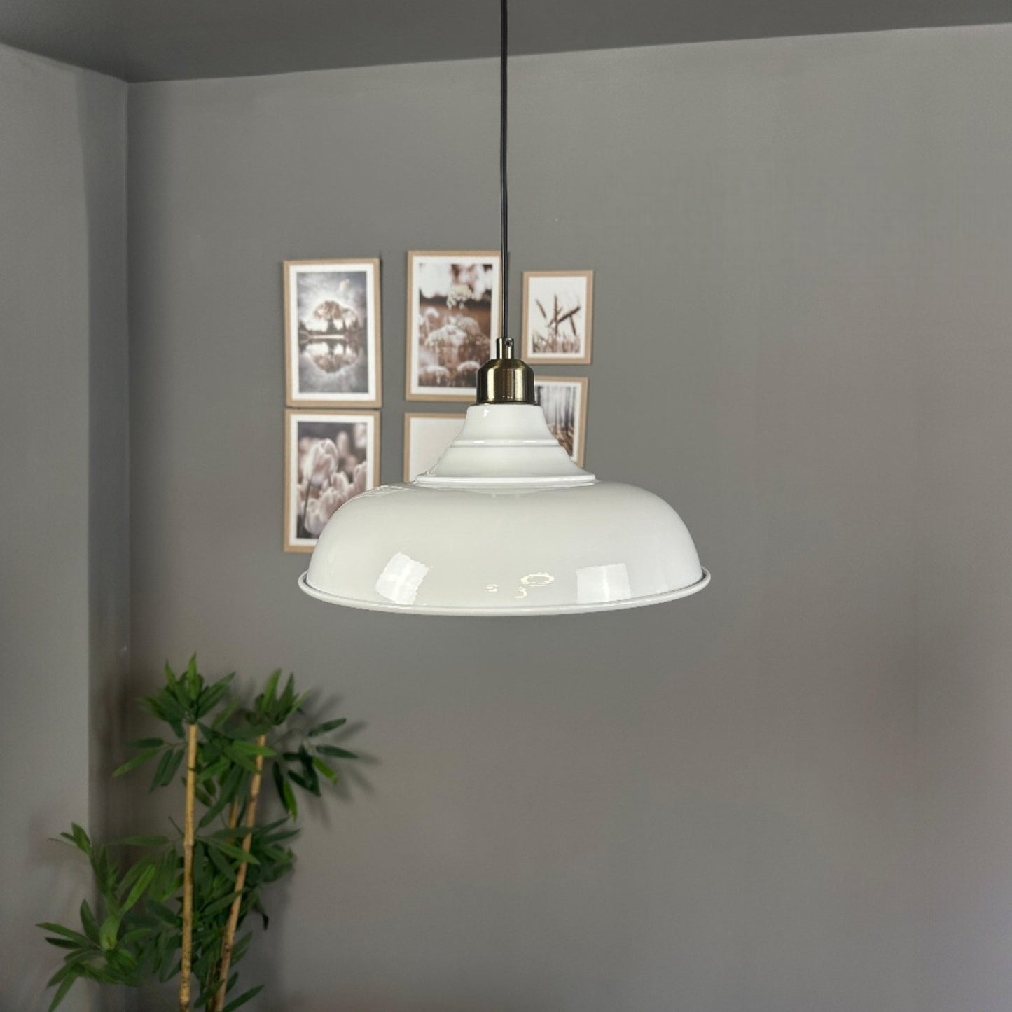 Pendelleuchte Nota Halbe Tulpe Ø31 cm, Metall Hängelampe