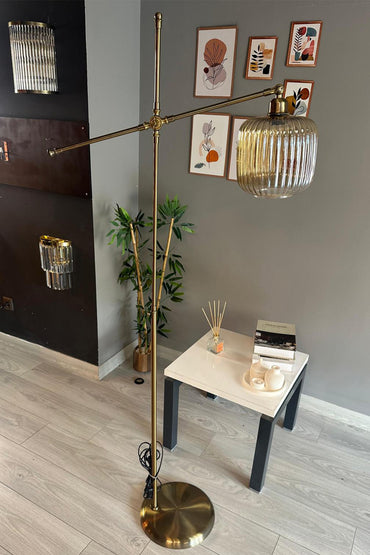 Tumbled Novellea Moving Head Moderne dekorative Metall Stehleuchte