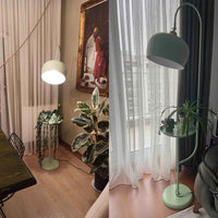 Stehlampe Gorkiede Stehlampe aus Metall mit E27, verstellbarer Lampenschirm