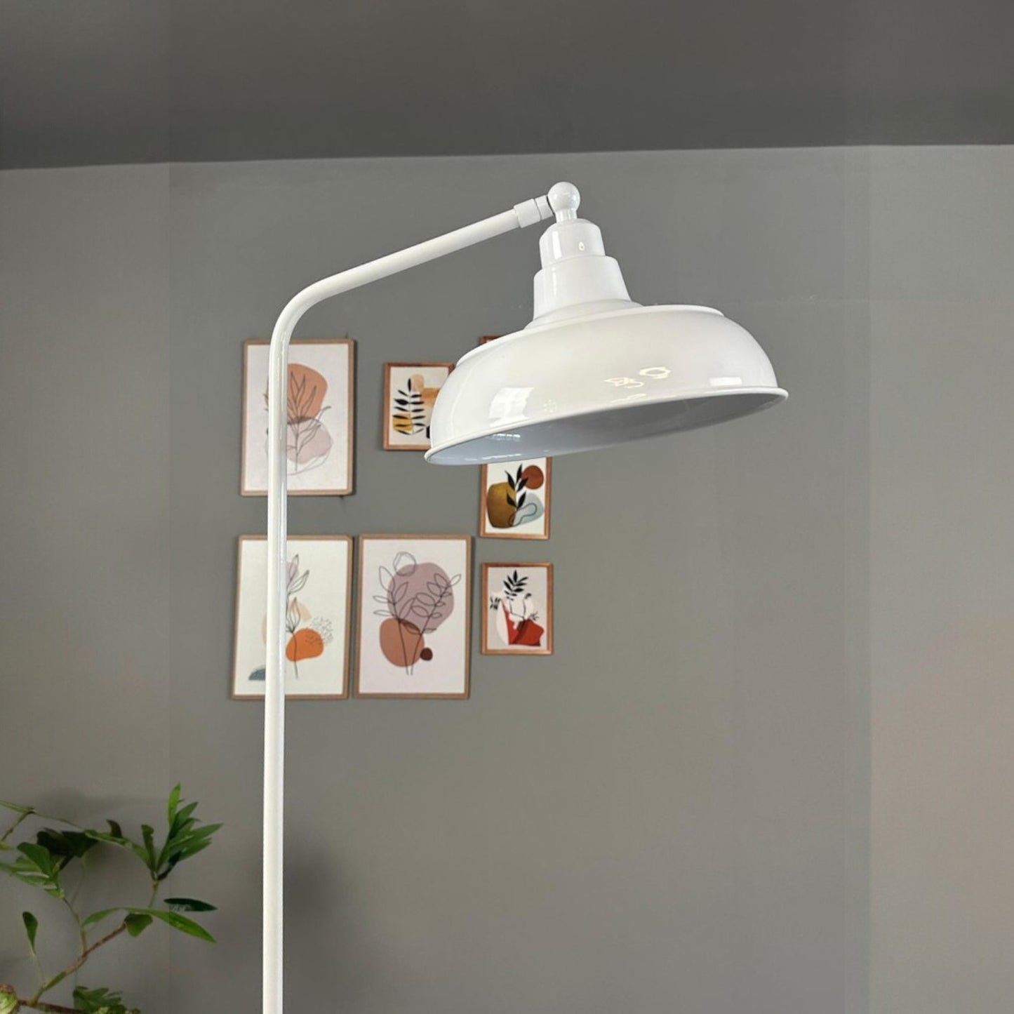 Stehlampe Nival Bewegender Ufo Kopf Moderne Dekorative Metall Stehlampe
