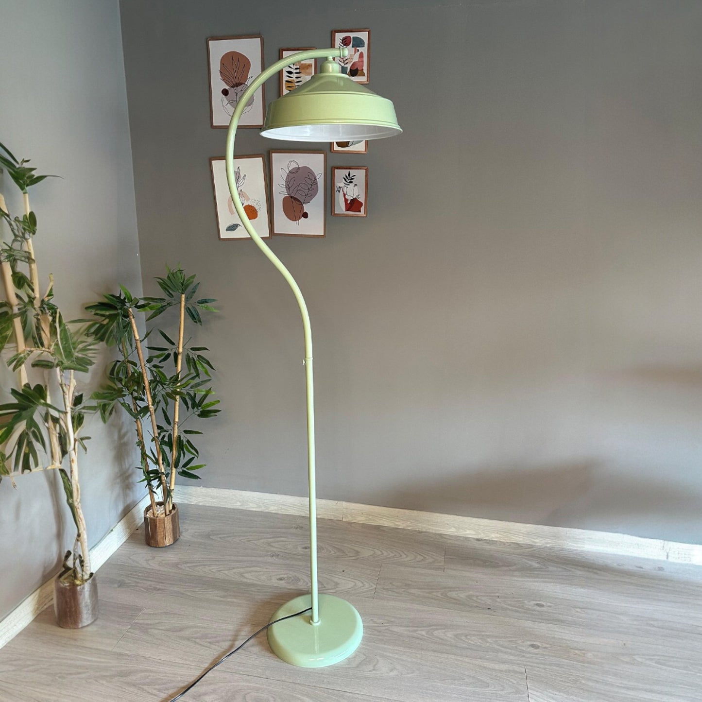 Stehlampe Svelan Bewegender Ufo Kopf Moderne Dekorative Metall Stehlampe