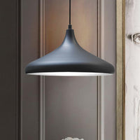 Lampada a sospensione in metallo