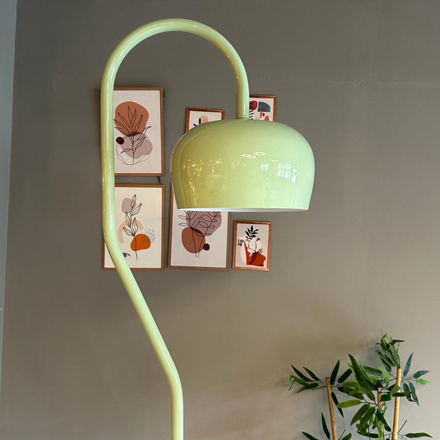 Stehlampe Darel Bewegender Ufo Kopf Moderne Dekorative Metall Stehlampe