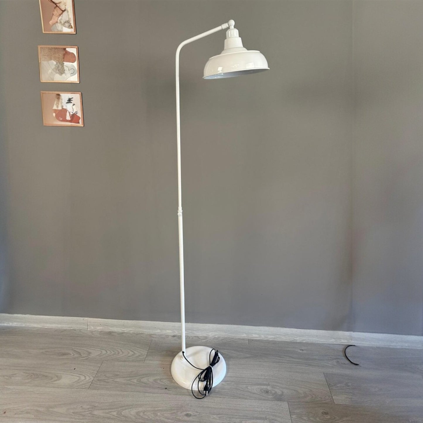 Stehlampe Nival Bewegender Ufo Kopf Moderne Dekorative Metall Stehlampe