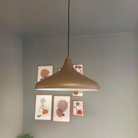 Lampada a sospensione in metallo