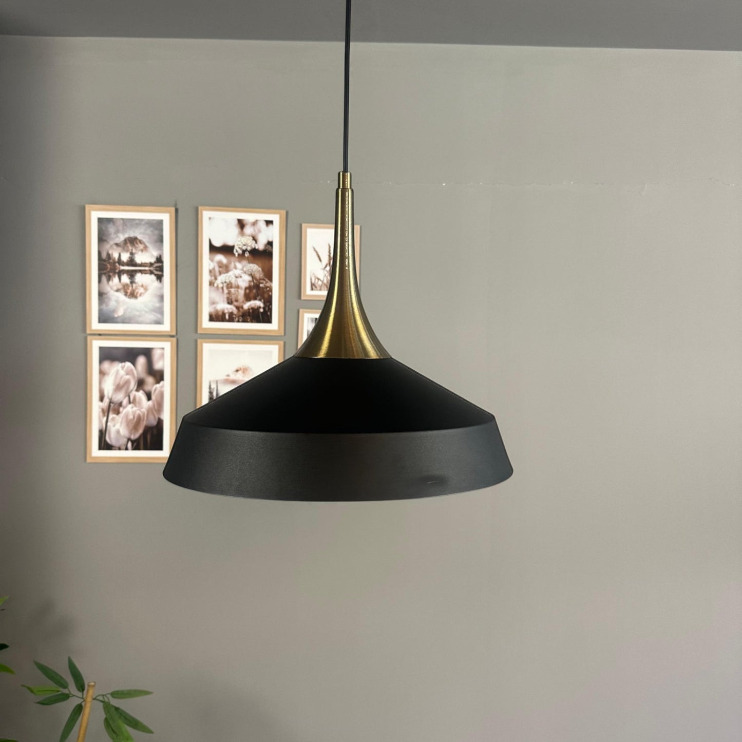 Pendelleuchte Lema Kegel Ø37,5 cm, Metall Hängelampe