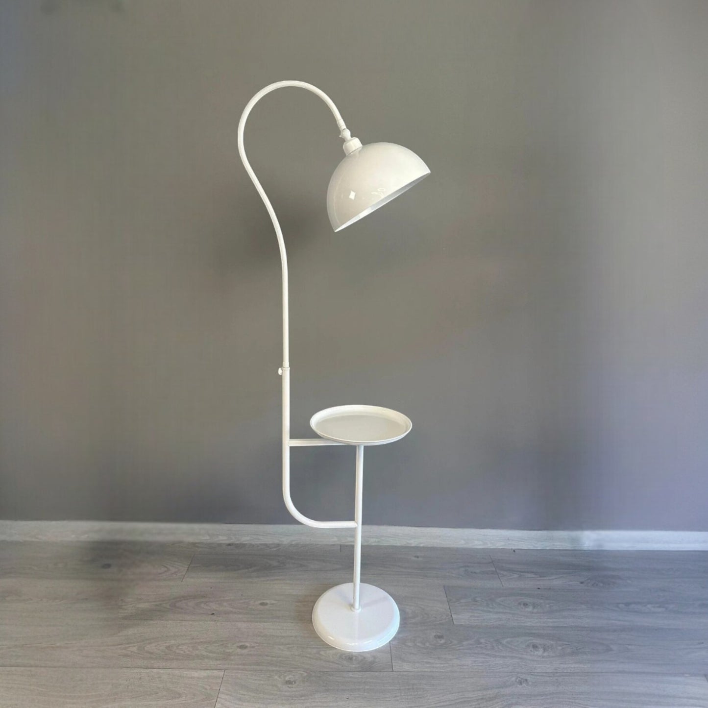 Stehlampe Liora Bewegender Ufo Kopf Moderne Dekorative Metall Stehlampe