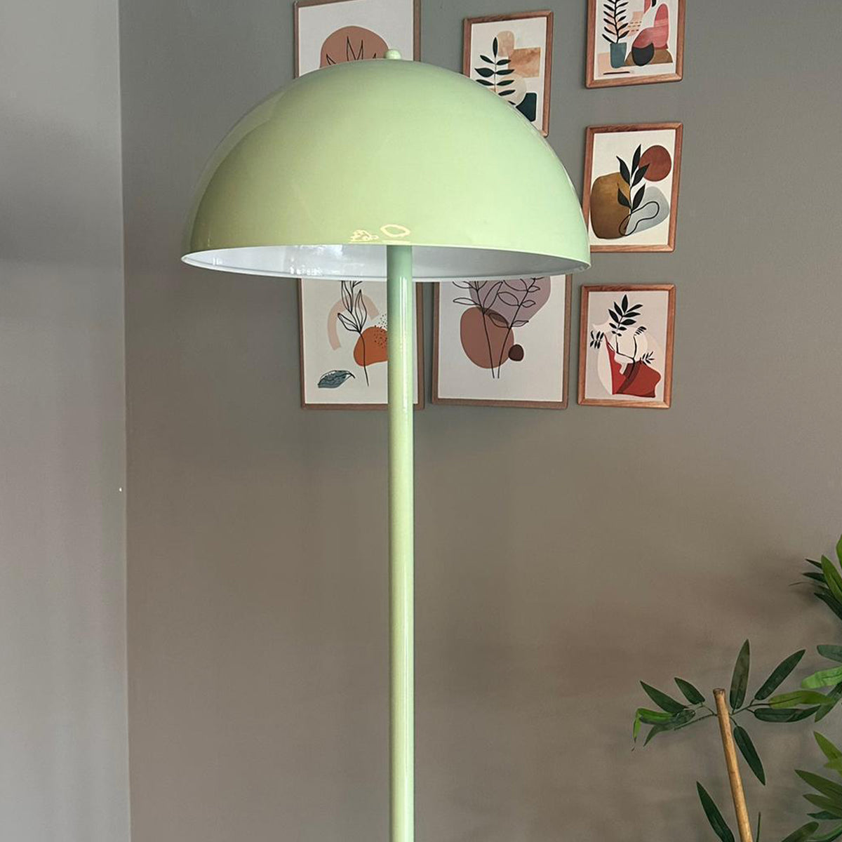 Stehlampe Moderne Stehlampe aus Metall mit E27, verstellbarer Lampenschirm